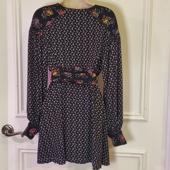 Free People Wonderland Black Multi-Color Floral Long Sleeve Mini Dress - Picture 6 of 16
